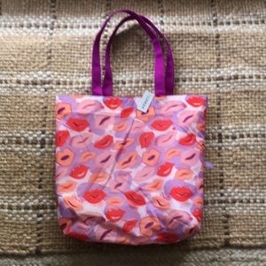 New Clinique tote